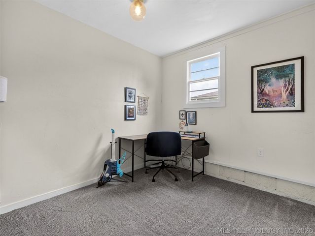 3618 Henrietta Avenue, Bartlesville, OK 74006