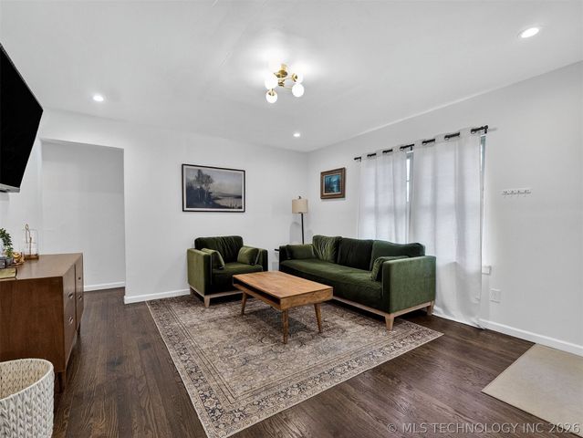3618 Henrietta Avenue, Bartlesville, OK 74006