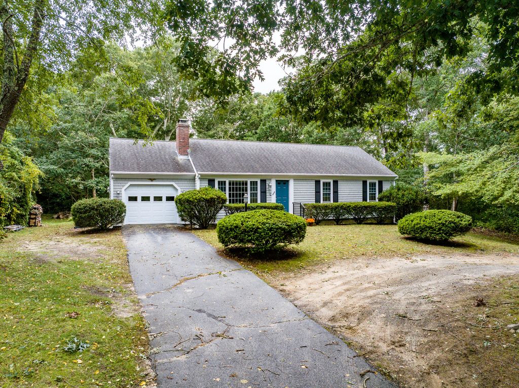 233 Union Street, Yarmouth Port, MA 02675