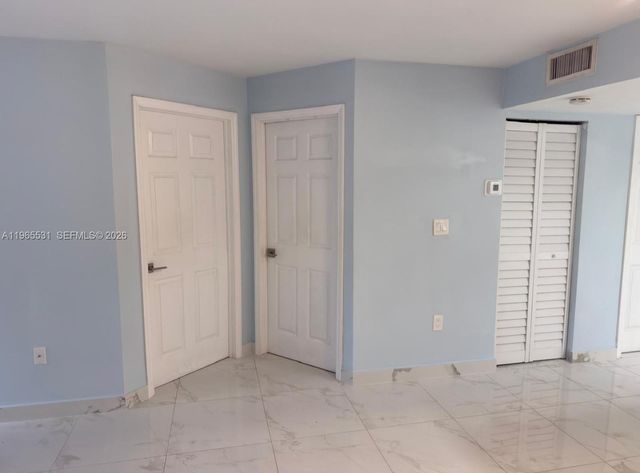 8275 SW 152nd Ave D-101, Miami, FL 33193