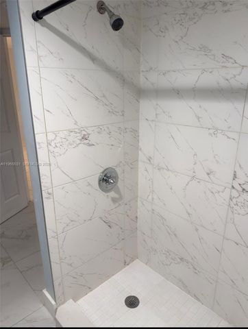 8275 SW 152nd Ave D-101, Miami, FL 33193