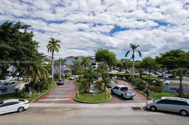 8275 SW 152nd Ave D-101, Miami, FL 33193