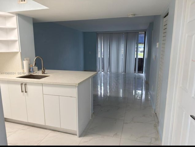 8275 SW 152nd Ave D-101, Miami, FL 33193