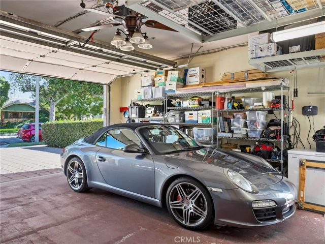 1033 N Pass Avenue, Burbank, CA 91505