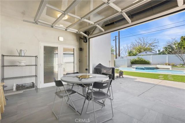 1033 N Pass Avenue, Burbank, CA 91505