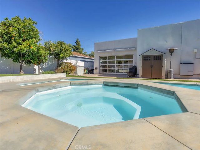 1033 N Pass Avenue, Burbank, CA 91505