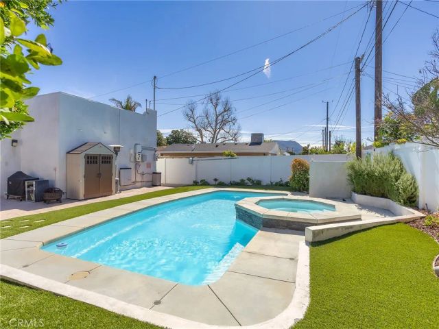 1033 N Pass Avenue, Burbank, CA 91505