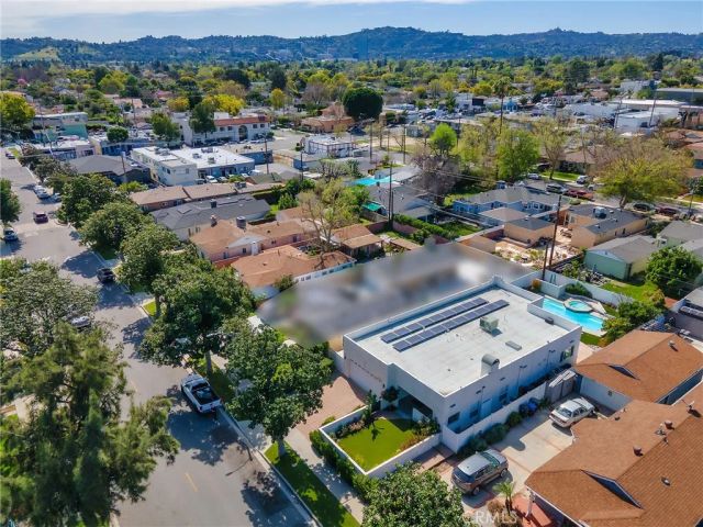 1033 N Pass Avenue, Burbank, CA 91505