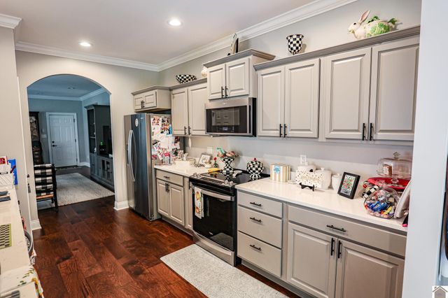 395 Villa Ridge Drive, Paducah, KY 42003