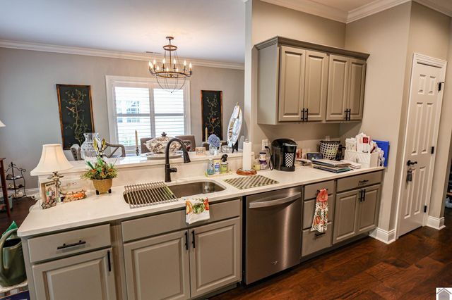 395 Villa Ridge Drive, Paducah, KY 42003