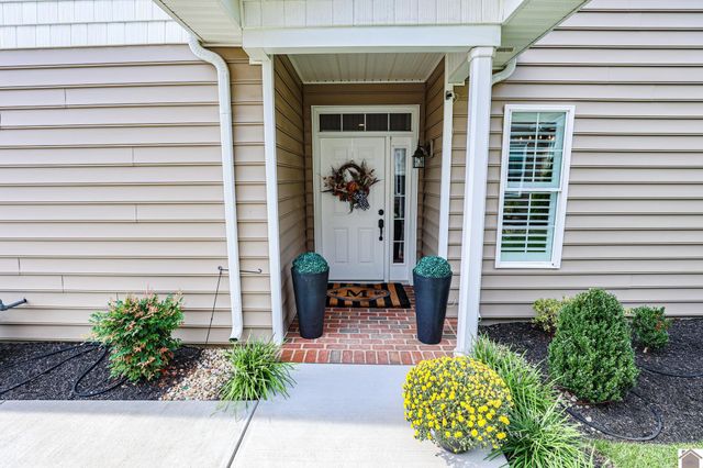 395 Villa Ridge Drive, Paducah, KY 42003