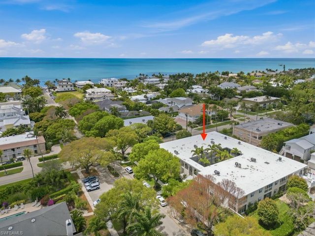 211 3rd AVE S 211, Naples, FL 34102