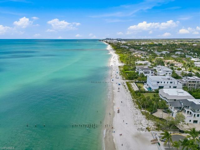 211 3rd AVE S 211, Naples, FL 34102