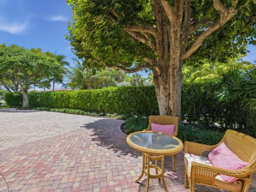 211 3rd AVE S 211, NAPLES, FL 34102 — photo 3