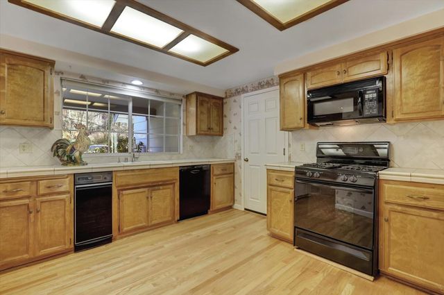 362 Gracie Rd, Nevada City, CA 95959