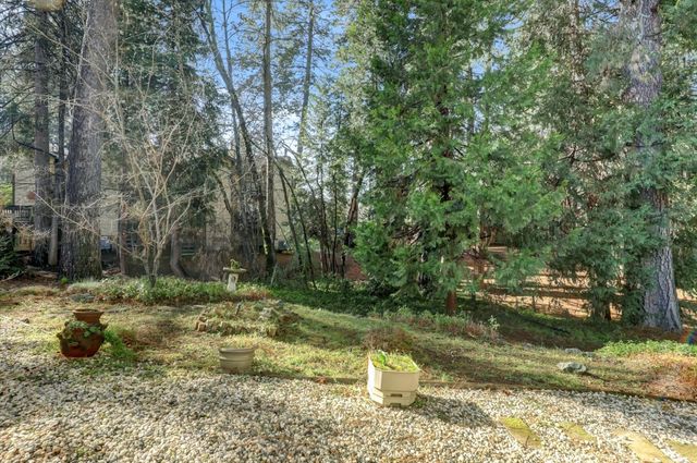 362 Gracie Rd, Nevada City, CA 95959