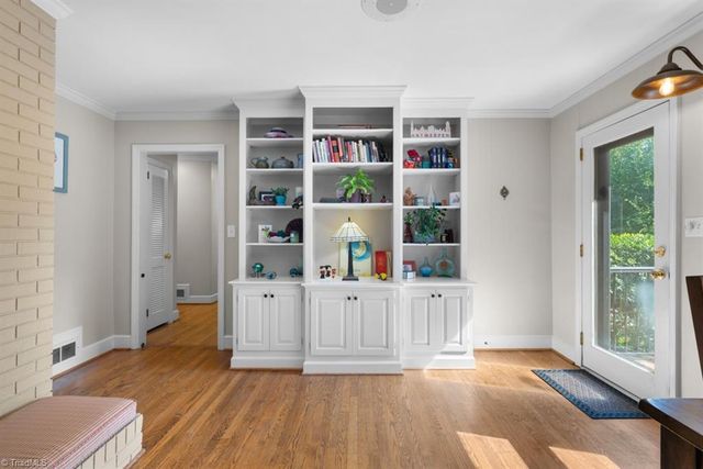 1228 Ridgecrest Avenue, Burlington, NC 27615