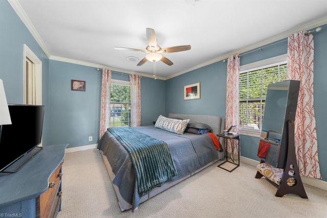 1228 Ridgecrest Avenue, Burlington, NC 27615