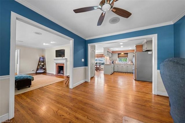 1228 Ridgecrest Avenue, Burlington, NC 27615