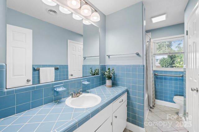 2925 Eastway Drive, Statesville, NC 28625