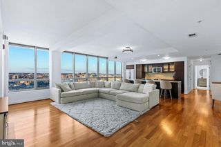 675 President St Unit 2706, Baltimore, MD 21202