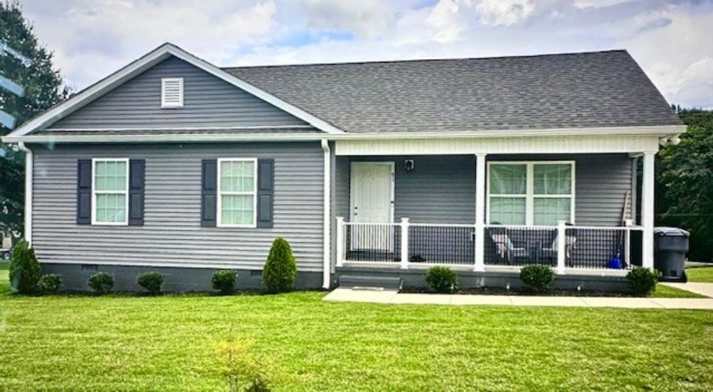 41 Chisam Ct, Mcminnville, TN 37110