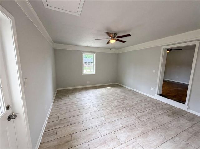 5552 Pine Street, Lula, GA 30554