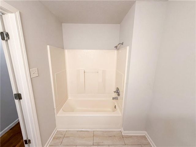 5552 Pine Street, Lula, GA 30554