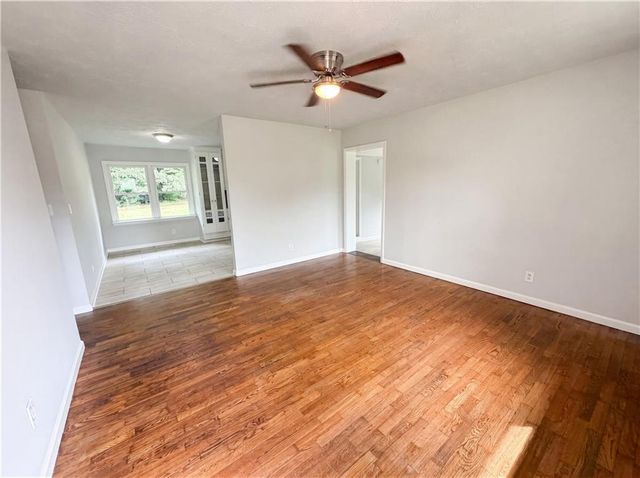 5552 Pine Street, Lula, GA 30554