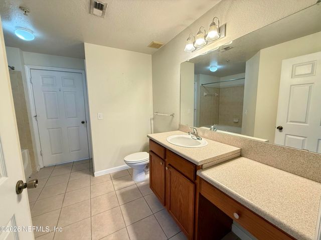 8550 TOUCHTON Road 1027, Jacksonville, FL 32216