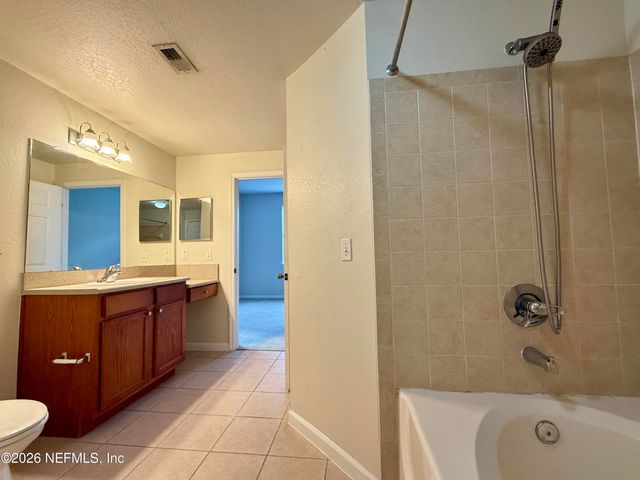 8550 TOUCHTON Road 1027, Jacksonville, FL 32216