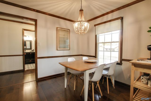 4711 Pineywood Drive SW, Decatur, AL 35603