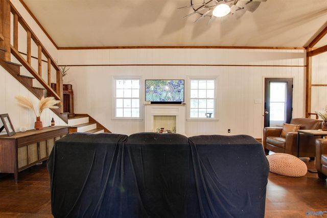 4711 Pineywood Drive SW, Decatur, AL 35603