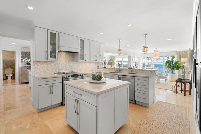 3851 N Ocean Boulevard 307-308, Gulf Stream, FL 33483
