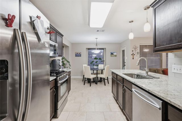 2067 Buckley LN, Round Rock, TX 78664