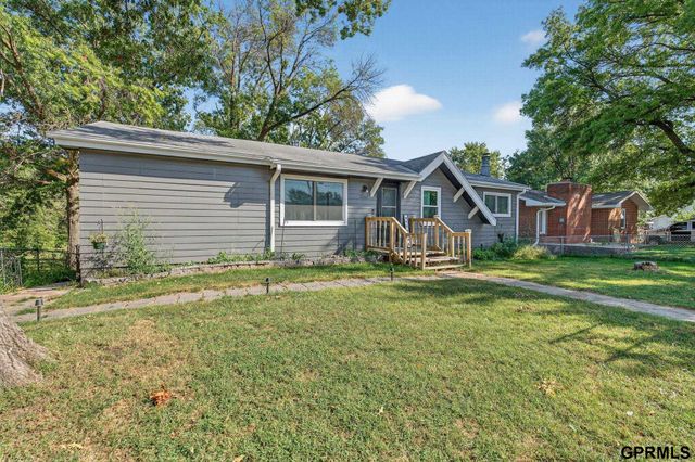 7207 S 21 Street, Bellevue, NE 68147