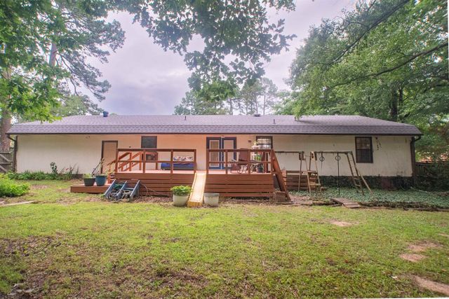 8809 Pea Ridge Circle, Little Rock, AR 72103