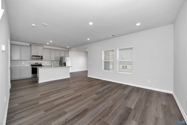 8211 Huspa Avenue, Madison, AL 35756