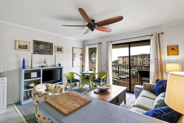 40 Folly Field Rd Apt B253, Hilton Head Island, SC 29928