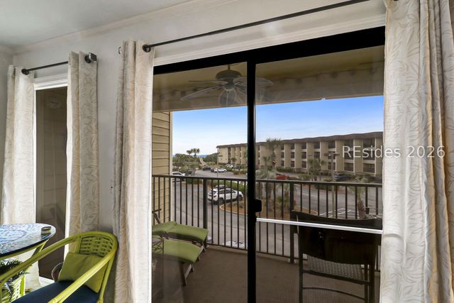 40 Folly Field Rd Apt B253, Hilton Head Island, SC 29928