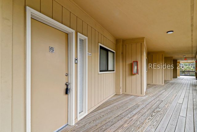 40 Folly Field Rd Apt B253, Hilton Head Island, SC 29928