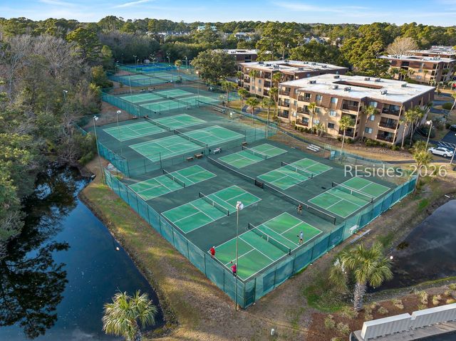 40 Folly Field Rd Apt B253, Hilton Head Island, SC 29928