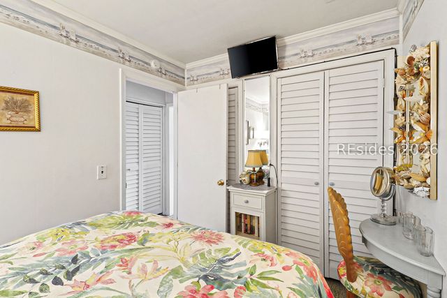 40 Folly Field Rd Apt B253, Hilton Head Island, SC 29928