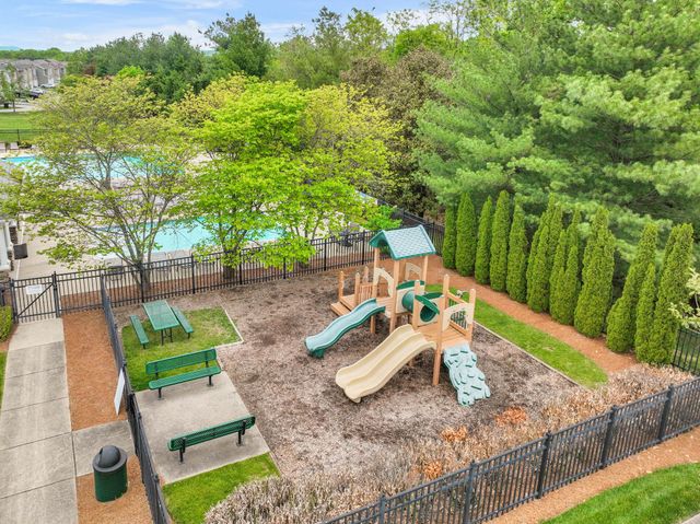601 Patriot Ln, Franklin, TN 37067