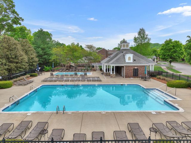 601 Patriot Ln, Franklin, TN 37067