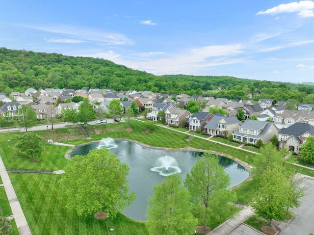 601 Patriot Ln, Franklin, TN 37067