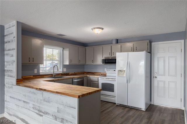 14913 Wise WAY, Fort Myers, FL 33905