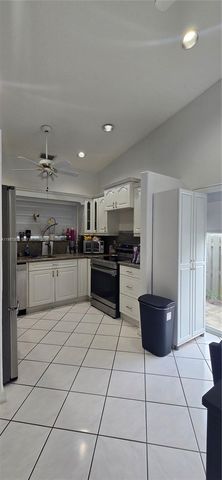 10001 SW 218th St, Cutler Bay, FL 33190