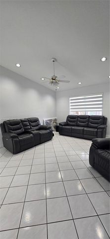 10001 SW 218th St, Cutler Bay, FL 33190