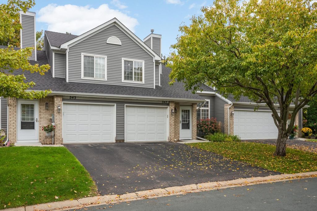 547 Mission Hills Way W, Chanhassen, MN 55317 — photo 3